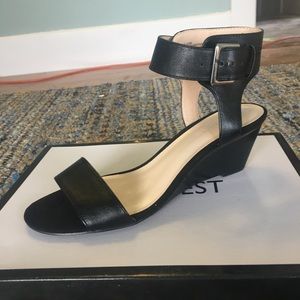 Nine West Low-heel leather wedge